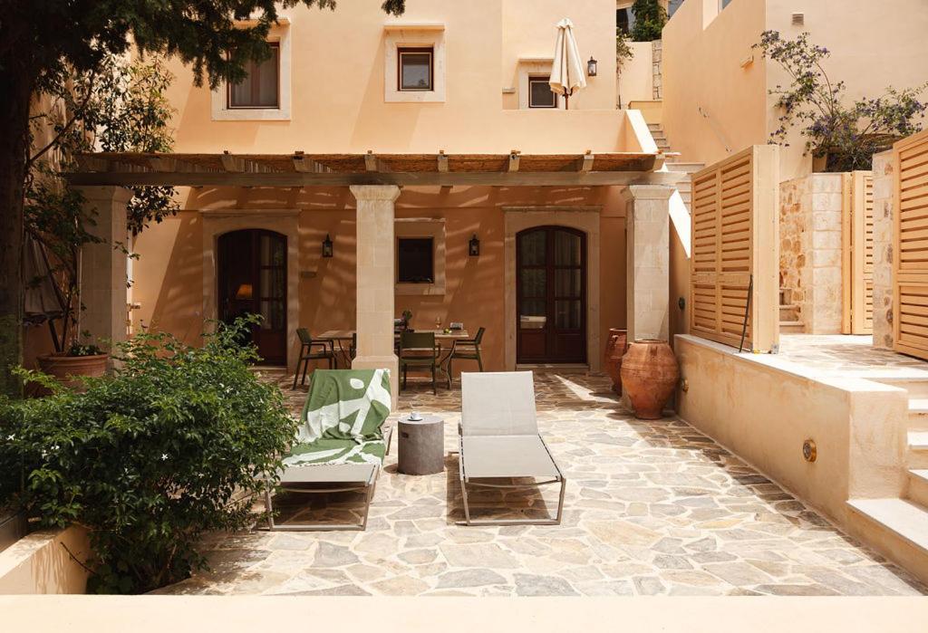 Village 4* Καψαλιανά